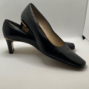 Rangoni 2” black leather heels gold trim 6 B